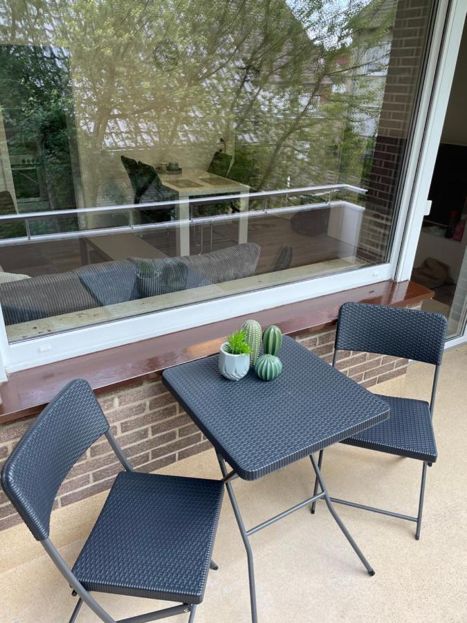 Stilvolles, Frisch Renoviertes 2Zi Apartment Mit Kueche Und Balkon In Kliniknaehe باد اوينهاوسن المظهر الخارجي الصورة