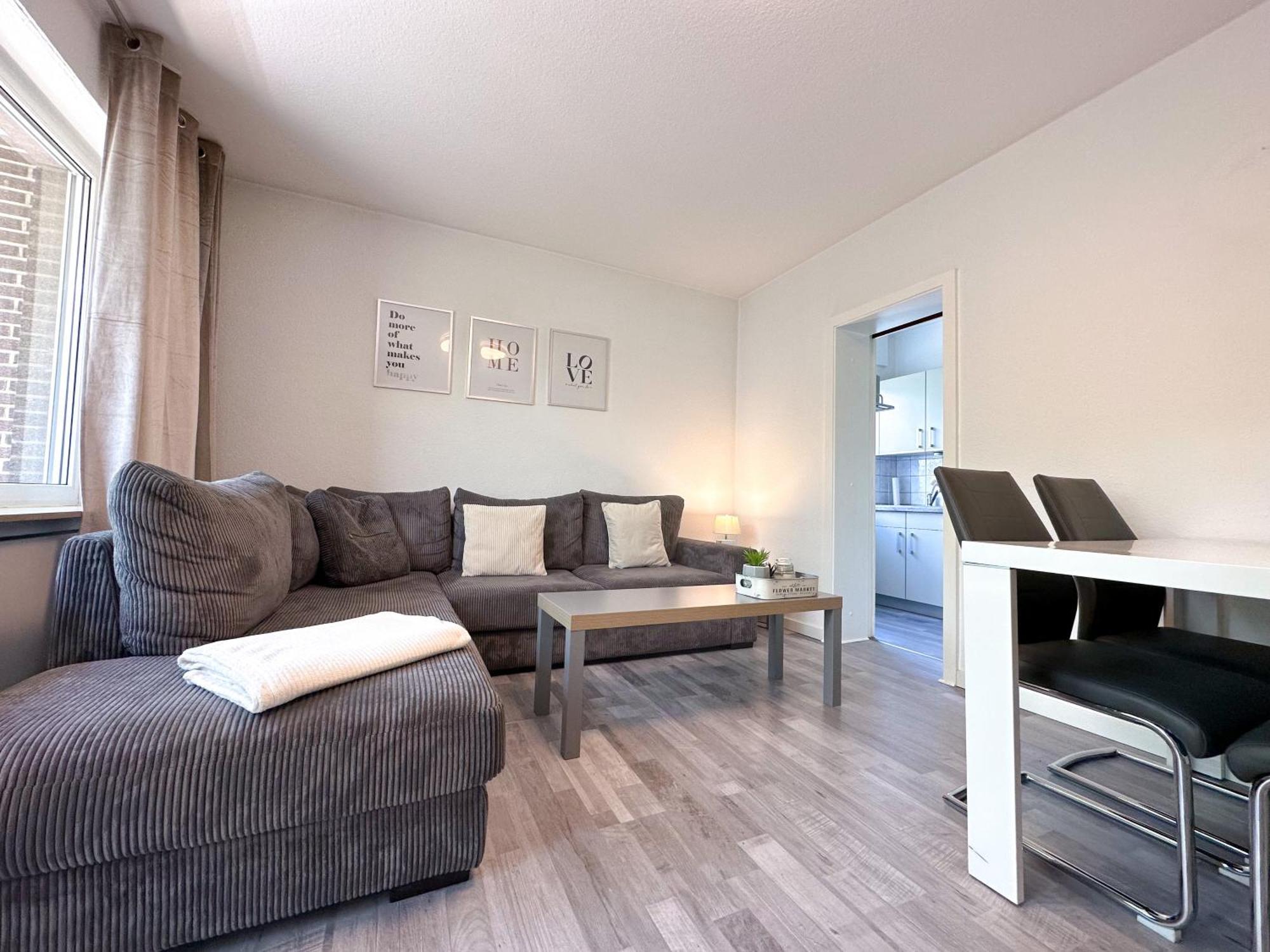 Stilvolles, Frisch Renoviertes 2Zi Apartment Mit Kueche Und Balkon In Kliniknaehe باد اوينهاوسن المظهر الخارجي الصورة